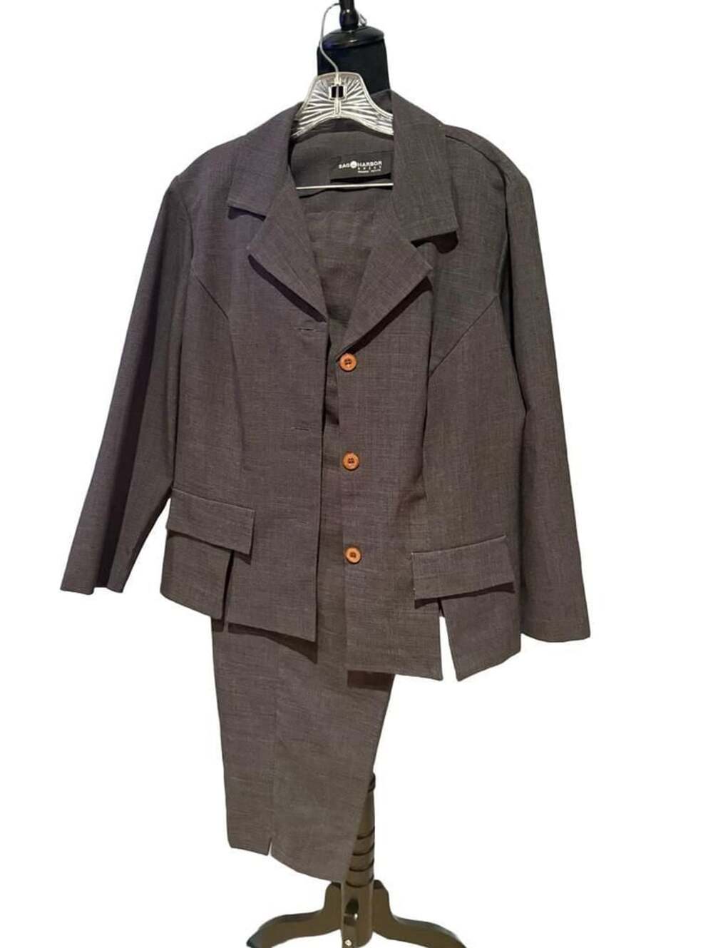 Sag Harbor Women's Gray Pant Suit Style 19-32185 Size 16WP